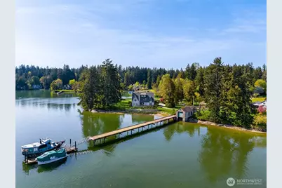 15254 & 15260 Broom Street NE, Bainbridge Island, WA 98110 - Photo 1