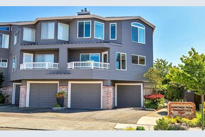 610 Daley Street #E, Edmonds, WA 98020 - Photo 1