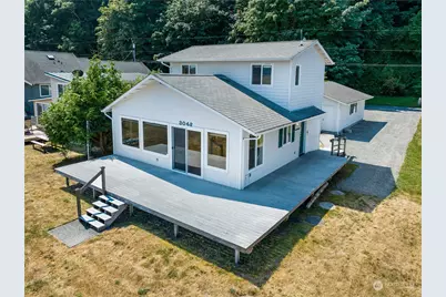 3043 Shoreline Dr, Camano Island, WA 98282 - Photo 1