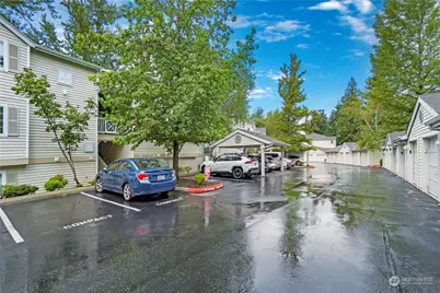 1688 118th Avenue SE #B205, Bellevue, WA 98005 - Photo 1