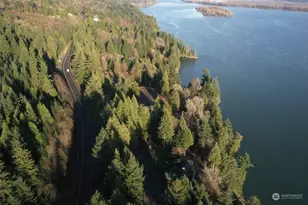 6 Edge Water Dr, Cathlamet, WA 98612 - Photo 1