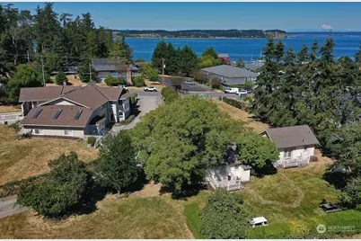 207 NW Coveland Street, Coupeville, WA 98239 - Photo 1