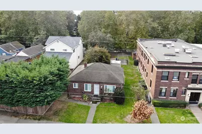 1007 N 1st Street, Renton, WA 98057 - Photo 1