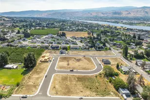 152 33rd St NW Lot 22, East Wenatchee, WA 98802 - Photo 1