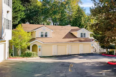 2740 118th Avenue SE #201, Bellevue, WA 98005 - Photo 1