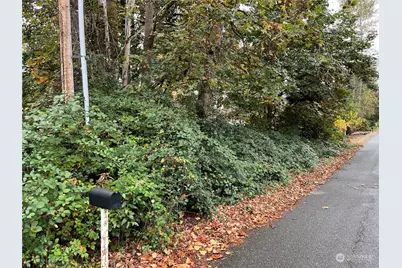 207 Xx 147th Avenue SE, Kent, WA 98042 - Photo 1