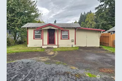 137 Williams Avenue, Kelso, WA 98626 - Photo 1