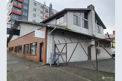 1206 Hewitt Avenue, Everett, WA 98201 - Photo 1