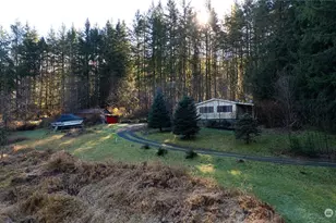 225 Magnus Rd, Onalaska, WA 98570 - Photo 1