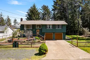902 N Baker St, Westport, WA 98595 - Photo 1