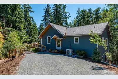 713 NE Circle Drive, Coupeville, WA 98239 - Photo 1