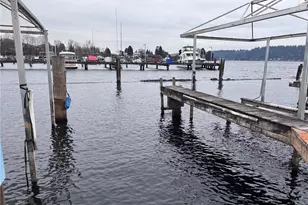 3911 Lake Washington Blvd SE, Bellevue, WA 98006 - Photo 1