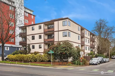 2100 N 106th Street #301, Seattle, WA 98133 - Photo 1