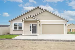 207 W Newfield Pl, Moses Lake, WA 98837 - Photo 1