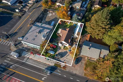 11061 16th Avenue SW, Seattle, WA 98146 - Photo 1