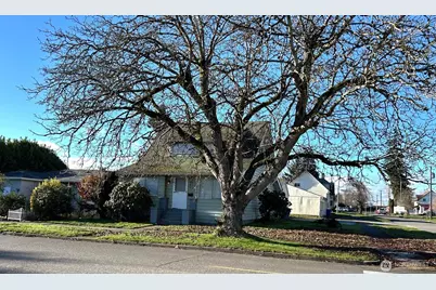 901 4th, Kelso, WA 98626 - Photo 1