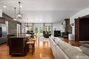 23925 Goldie Ln, Mount Vernon, WA 98273 - Photo 1