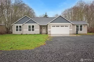 53 Morgan Dr, Cathlamet, WA 98612 - Photo 1