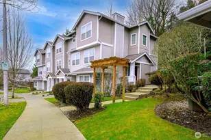 3733 S Holly Park Dr, Seattle, WA 98118 - Photo 1