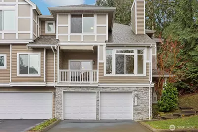 6679 SE Cougar Mountain Way #4, Bellevue, WA 98006 - Photo 1