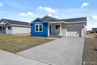 302 N Aspen Street, Tieton, WA 98947 - Photo 1