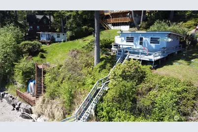 915 E Herron Boulevard NW, Lakebay, WA 98349 - Photo 1