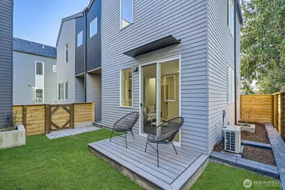 8469 Seward Park Avenue S, Seattle, WA 98118 - Photo 1