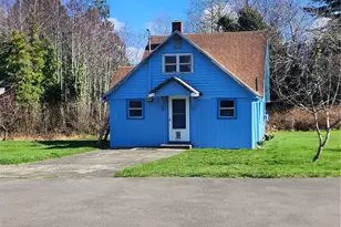 12 Seal Slough Dr, Rosburg, WA 98643 - Photo 1