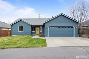 218 NE Flowers Ln, College Place, WA 99324 - Photo 1