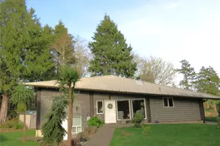 490 Dolphin Ave NE, Ocean Shores, WA 98569 - Photo 1