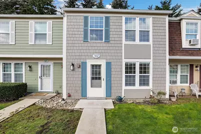 27023 47th Avenue S #102, Kent, WA 98032 - Photo 1