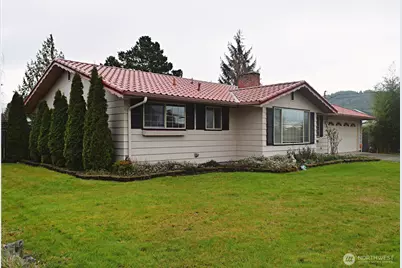 1108 S 18th Street, Mount Vernon, WA 98274 - Photo 1