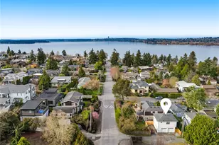 604 14th Ave W, Kirkland, WA 98033 - Photo 1