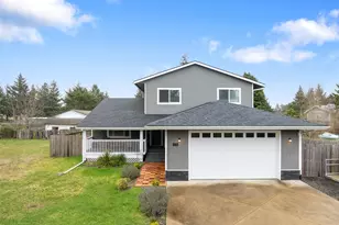 578 Meadow Ave NE, Ocean Shores, WA 98569 - Photo 1