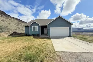 22 Pats Ln, Omak, WA 98841 - Photo 1