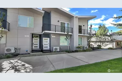 1966 NE 7th Court, Renton, WA 98056 - Photo 1