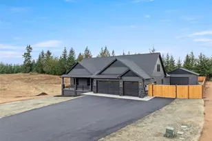 961 Barbara Ln, Centralia, WA 98531 - Photo 1