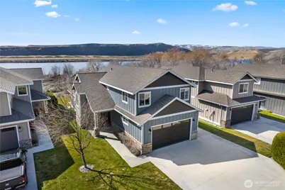 23951 Crescent Bay Drive NW, Quincy, WA 98848 - Photo 1