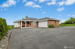 822 SW Fairhaven Ave, Oak Harbor, WA 98277 - Photo 1