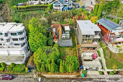 1715 Victoria Avenue SW, Seattle, WA 98126 - Photo 1