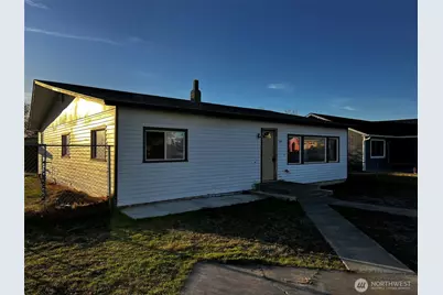 624 S Douglas Avenue, Pasco, WA 99301 - Photo 1