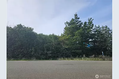 943 Ocean Shores Boulevard SW, Ocean Shores, WA 98569 - Photo 1