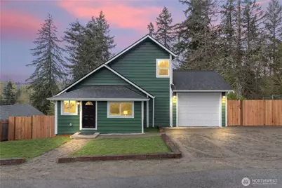 321 SE Second Street, South Prairie, WA 98385 - Photo 1