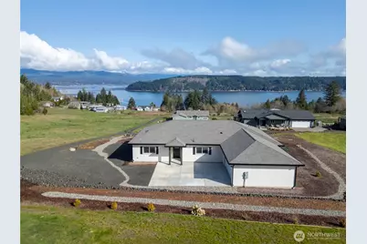 151 E Stairs Way, Union, WA 98592 - Photo 1