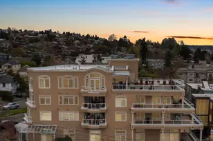 2100 Thorndyke Ave W, Seattle, WA 98199 - Photo 1