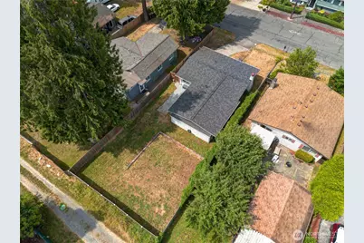 9229 S Park Avenue, Tacoma, WA 98444 - Photo 1