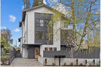 7504 31st Avenue NE, Seattle, WA 98115 - Photo 1