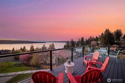 4425 Paradise Avenue W, University Place, WA 98466 - Photo 1