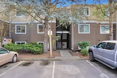 820 E Cady Road #B203, Everett, WA 98203 - Photo 1