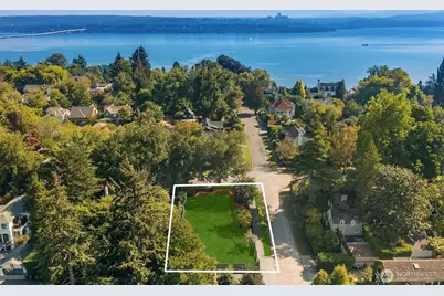 803 34th Avenue E, Seattle, WA 98112 - Photo 1